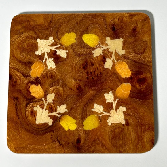 Notturno Intarsio Inlaid Wood Coasters Made in Sorrento Italy Set of 4 - Picture 7 of 9